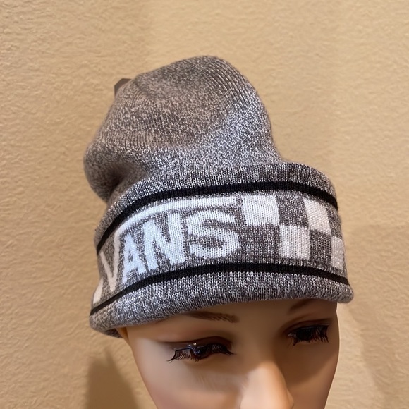 Vans Men’s - Women’s VNOA7UDFGRH
STACKTON STRIPE
OS Beanie
VANS
"OFF THE WALL" - Picture 14 of 16